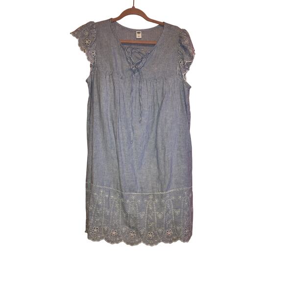 Old Navy blue and white eyelet flutter sleeve dress size medium - Picture 1 of 7